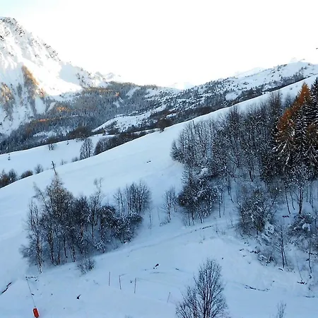 Skis Aux Pieds Avec Balcon Et Acces Piscine Apartment Le Corbier