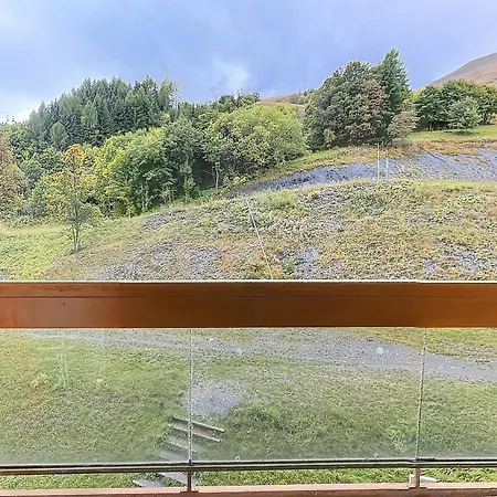 Skis Aux Pieds Avec Balcon Et Acces Piscine * Le Corbier